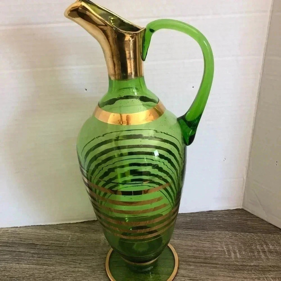 Vtg Green and Gold Jug - Picture 3 of 9